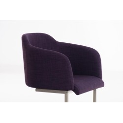 Silla de comedor Magnus en tela violeta Silla de comedor Magnus en tela violeta
