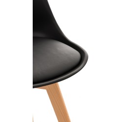 Conjunto de 4 sillas Linares en color negro