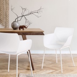 Silla Alpena blanca