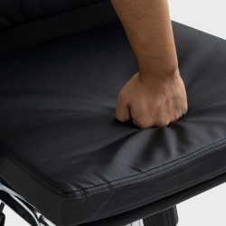 Silla de oficina Cleveland, piel sintética negra