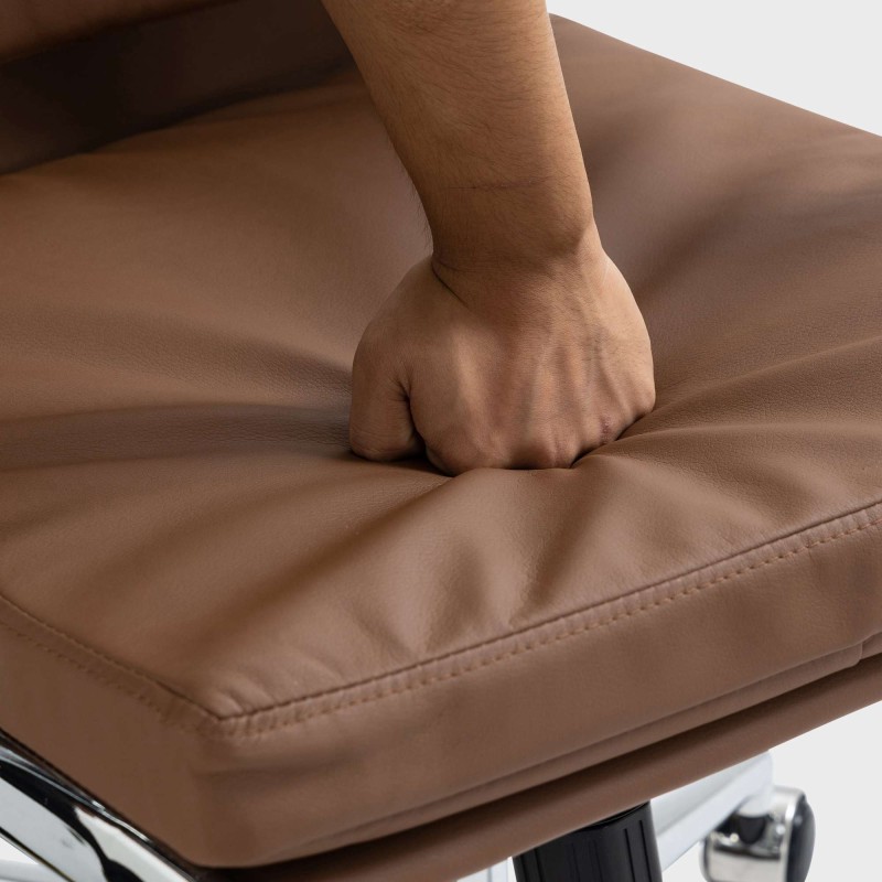 Sillón de oficina Cleveland, piel sintética marrón claro