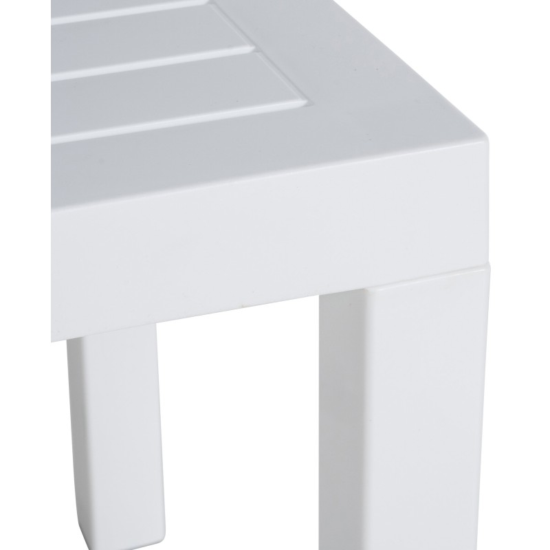 Mesa con vistas al océano blanco