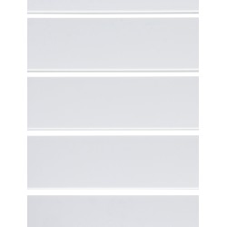 Mesa con vistas al océano blanco