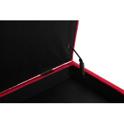 Banco Namaro, tela antigua de color rojo claro