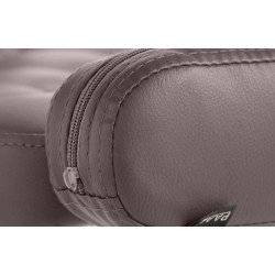 Sillón orejero Dublin en piel sintética marrón