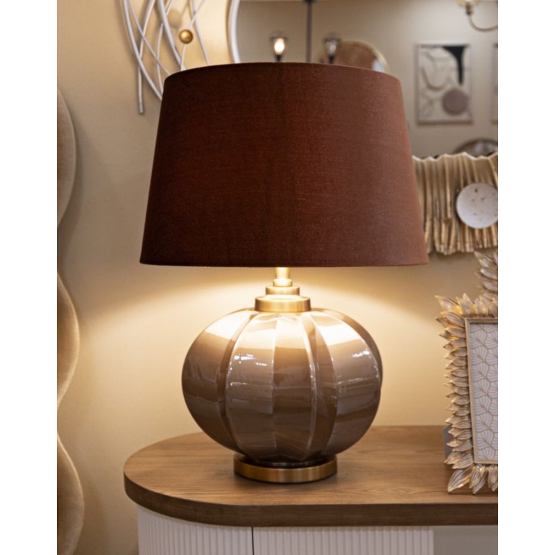 Lámpara de mesa Praga -H- – Elegancia contemporánea 40,5 x 57 cm