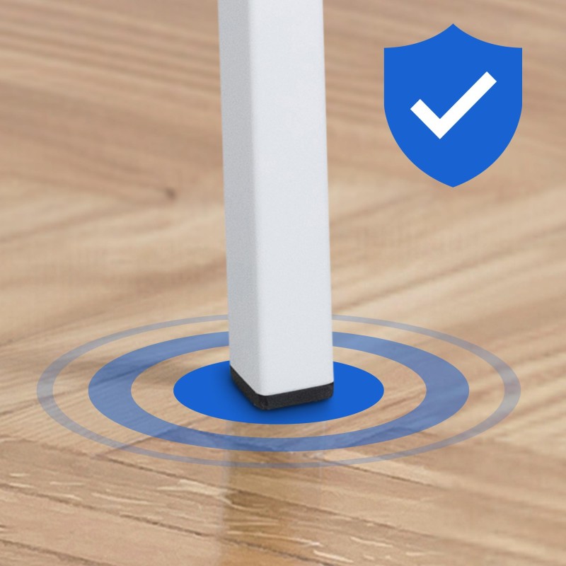 Taburete de bar Damaso tapizado en tela blanca, con base de 4 patas.