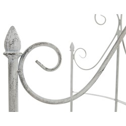 enrejado de lavanda blanca antigua