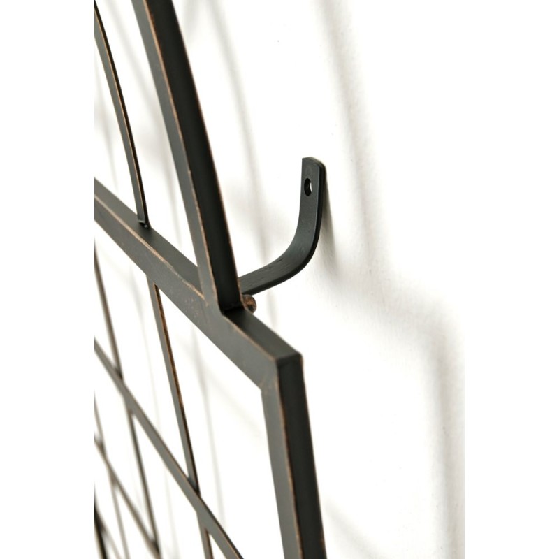 ¡Larga vida al enrejado de bronce!