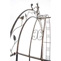 Arco de bronce de la Rosa de Granada