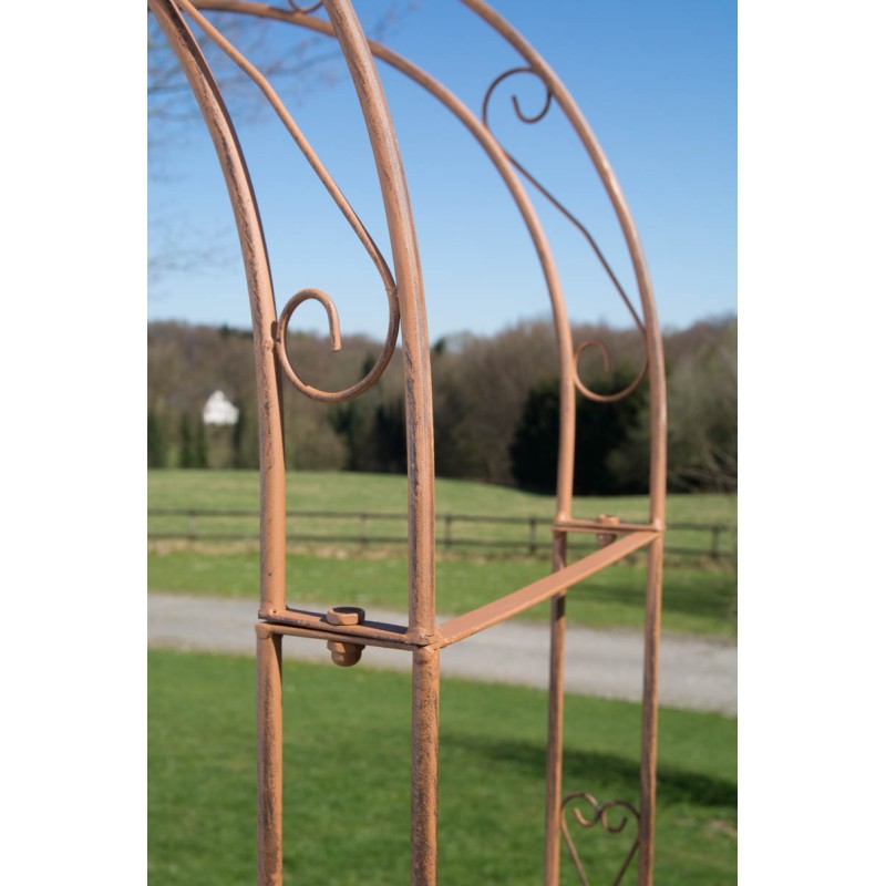 Arco de rosas con puerta Melissa marrón antigua