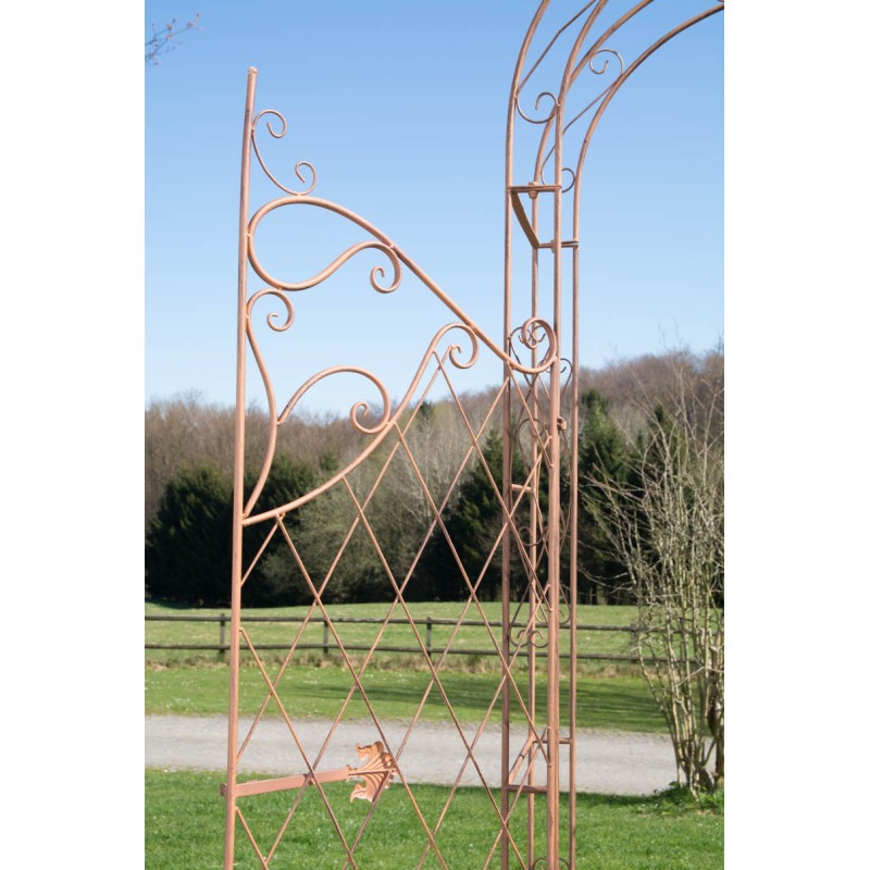 Arco de rosas con puerta Melissa marrón antigua