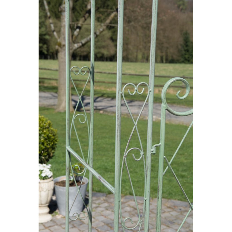 Arco de rosas con puerta Melissa verde antigua