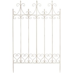 enrejado antiguo de lila crema