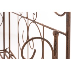 Estante real marrón antiguo