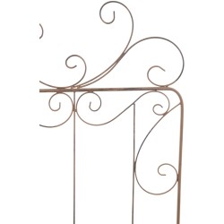 Enrejado de mandevilla marrón antiguo