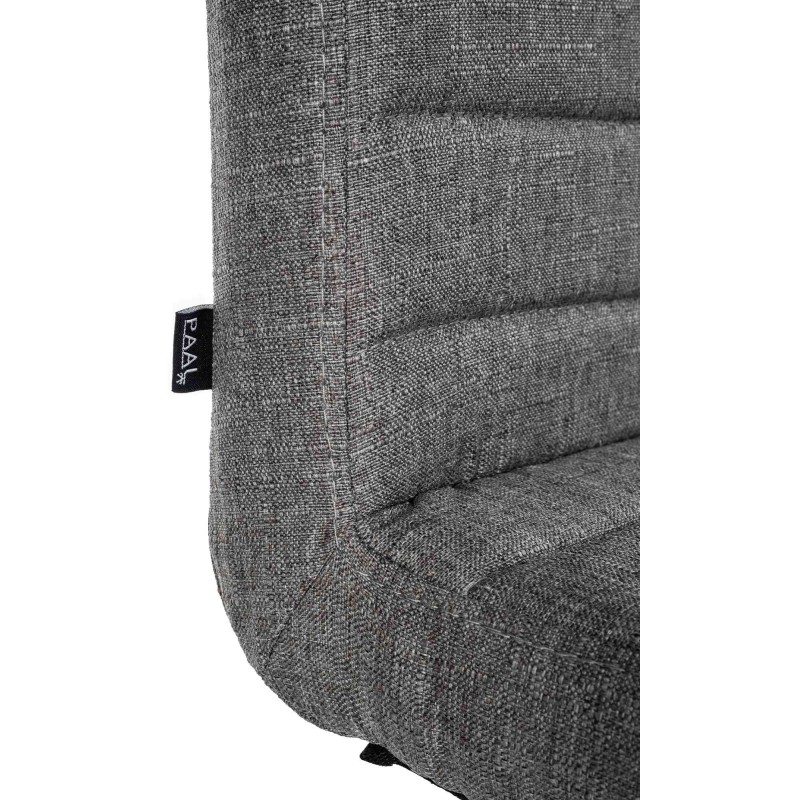 Juego de 2 sillas de comedor Elvas, tapizadas en tela gris.