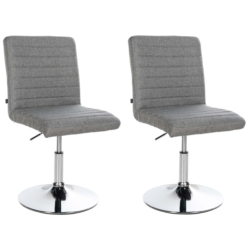 Juego de 2 sillas de comedor Elvas, tapizadas en tela gris.