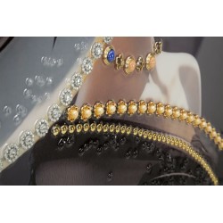 Cuadro lacado con marco, SOMBRERO DE VIENA – A – Diseño original (62 x 4 x 92 cm)