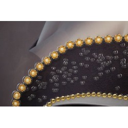 Cuadro lacado con marco, SOMBRERO DE VIENA – B – Estilo único (62 x 4 x 92 cm)