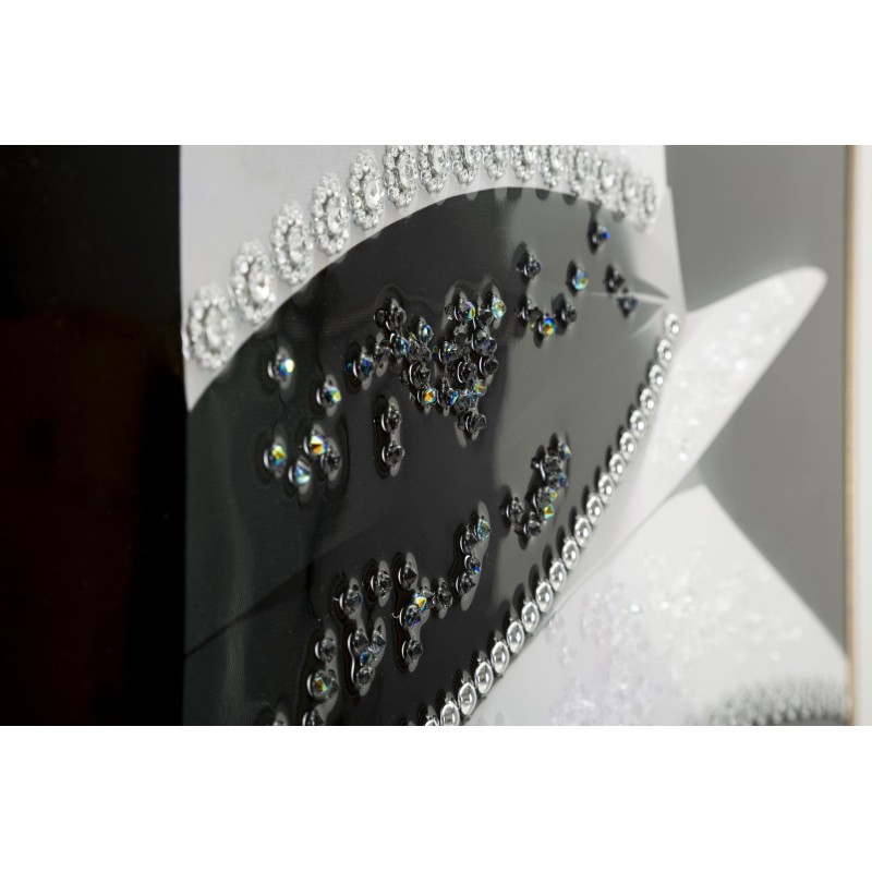 Pintura sobre lienzo lacado de Marty H – Arte mural cautivador y moderno (62 x 4 x 92 cm)