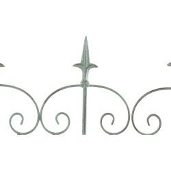 Valla antigua verde para jardín de charcutería