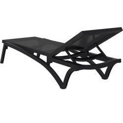chaise longue negra del Pacífico