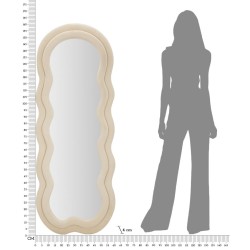 Espejo de pared Miki de terciopelo color crema 60x4x160 cm – Refinamiento aterciopelado y suavidad elegante