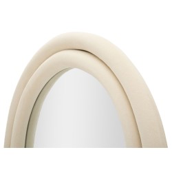 Espejo de pared Cloe en terciopelo color crema, 60x4x160 cm – Elegancia sencilla y encanto relajante