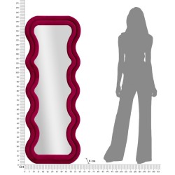 Espejo de pared Emily en terciopelo fucsia, 60x6x160 cm (espejo 42x144 cm) – Un toque moderno y una feminidad audaz