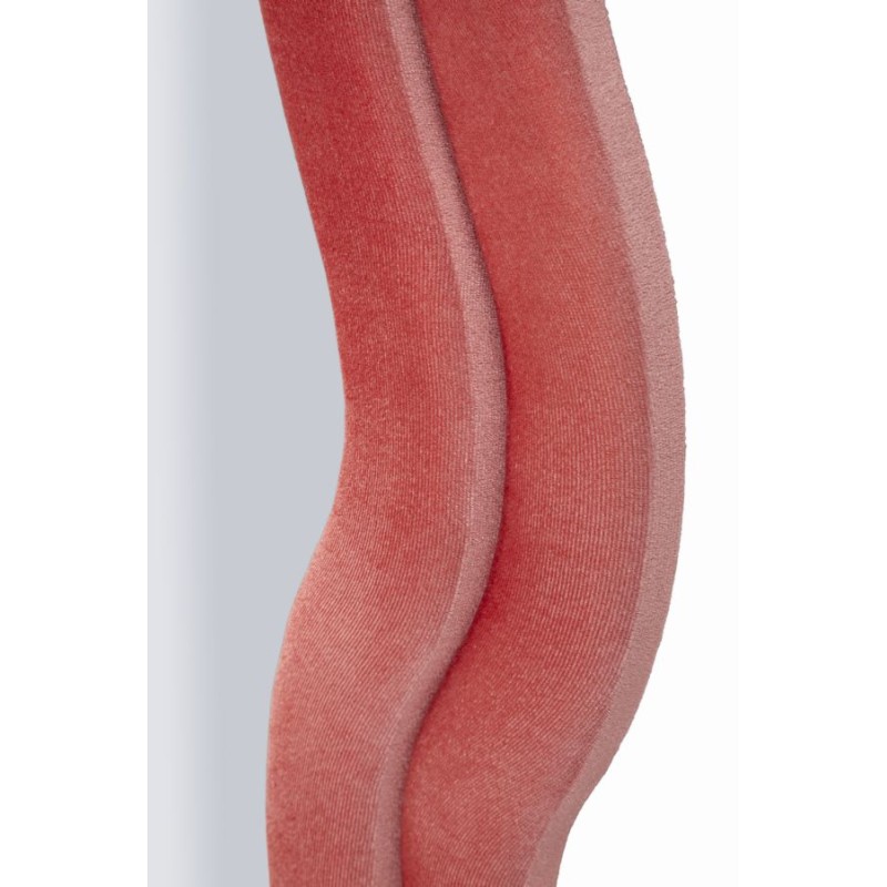 Espejo de pared Emily en terciopelo rosa, 60x6x160 cm (espejo 42x144 cm) – Un encanto delicado y empolvado.