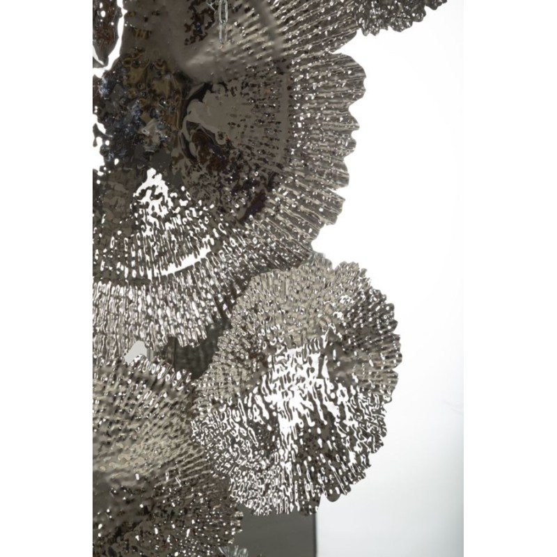 Espejo de pared Kandi 85x7x80,6 cm – Diseño audaz y brillantez escultórica