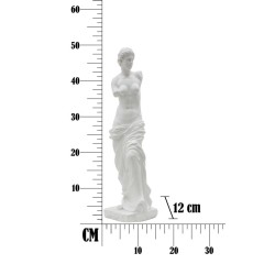 Estatua esbelta de una mujer soberana – 14 x 12 x 49 cm