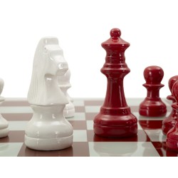 Juego de ajedrez rojo y blanco de 61 x 61 x 14 cm