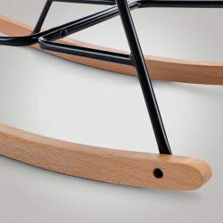 mecedora de terciopelo Sanka crema